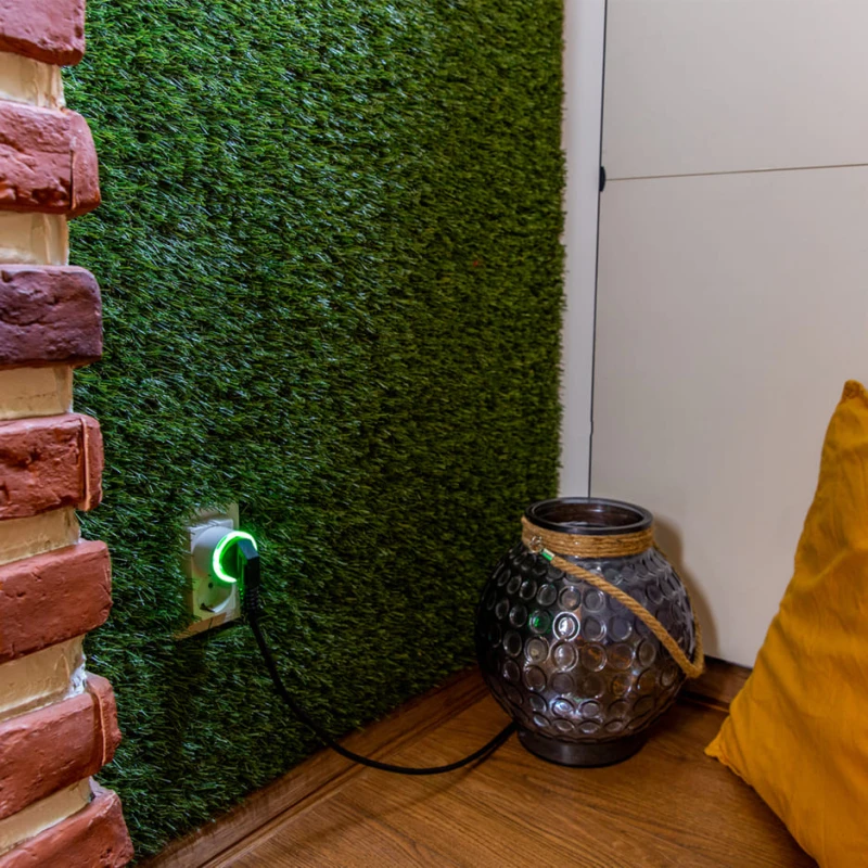 Shelly Plug S Gen3 Biela - inteligentná zásuvka s meraním spotreby (WiFi, Bluetooth, Matter)